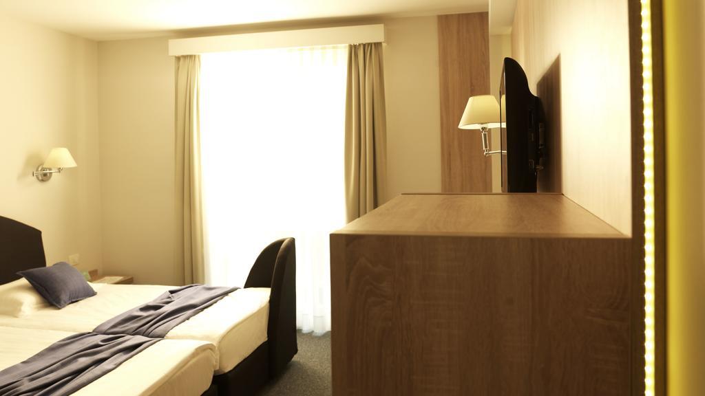 Hotel Mirna - Terme & Wellness Lifeclass Portoroz Luaran gambar